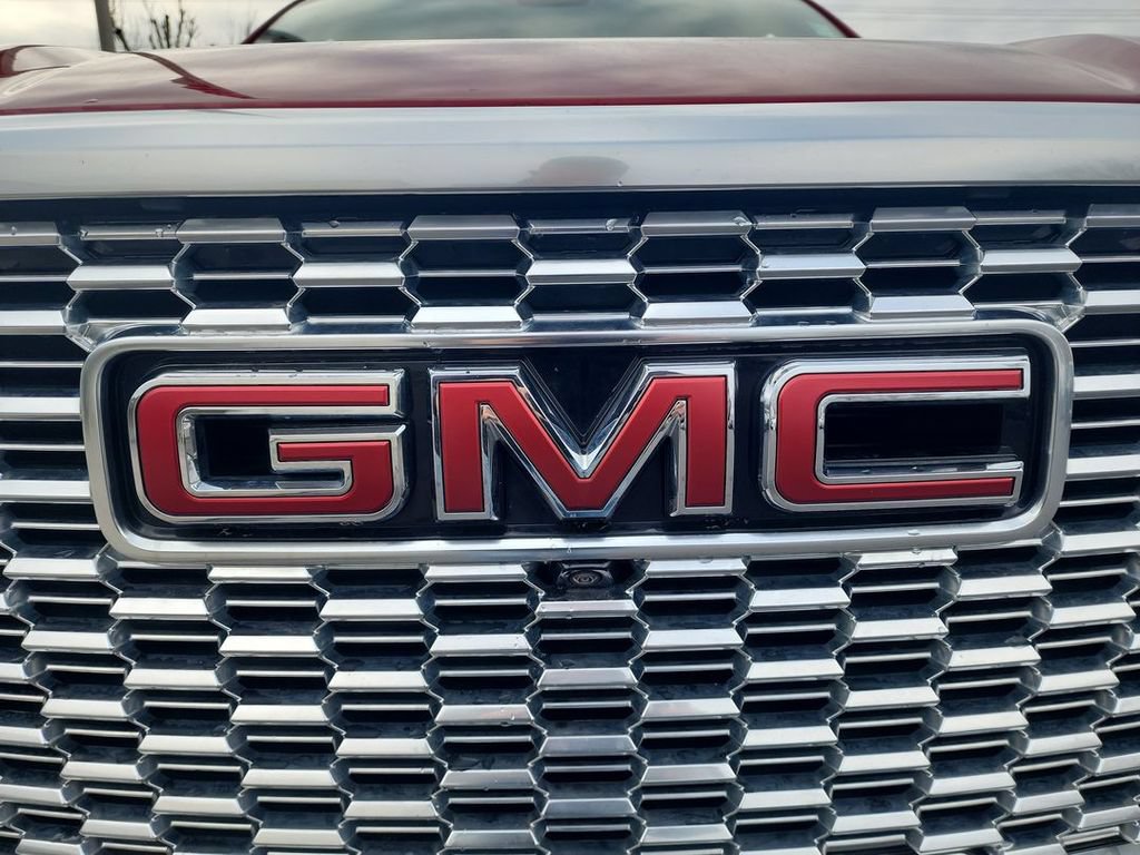 Certified 2024 GMC Yukon Denali w/ LPO, Floor Liner Package AWD/4WD image 31