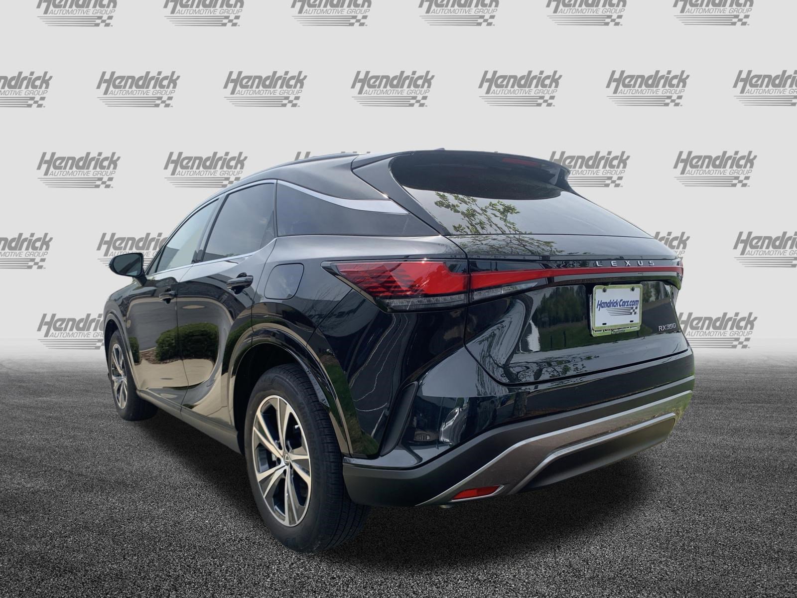 Certified 2025 Lexus RX 350 Premium w/ Accessory Package (Z1) image 8