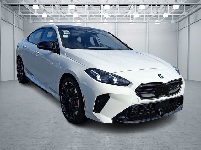 New 2026 BMW M235i xDrive w/ Technology Package image 3