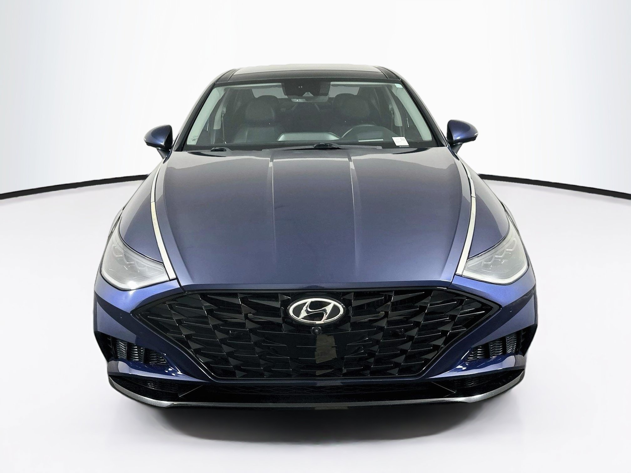Used 2020 Hyundai Sonata Limited FWD image 2