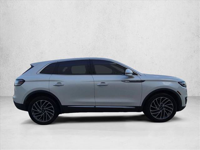Used 2019 Lincoln Nautilus Reserve AWD/4WD image 4