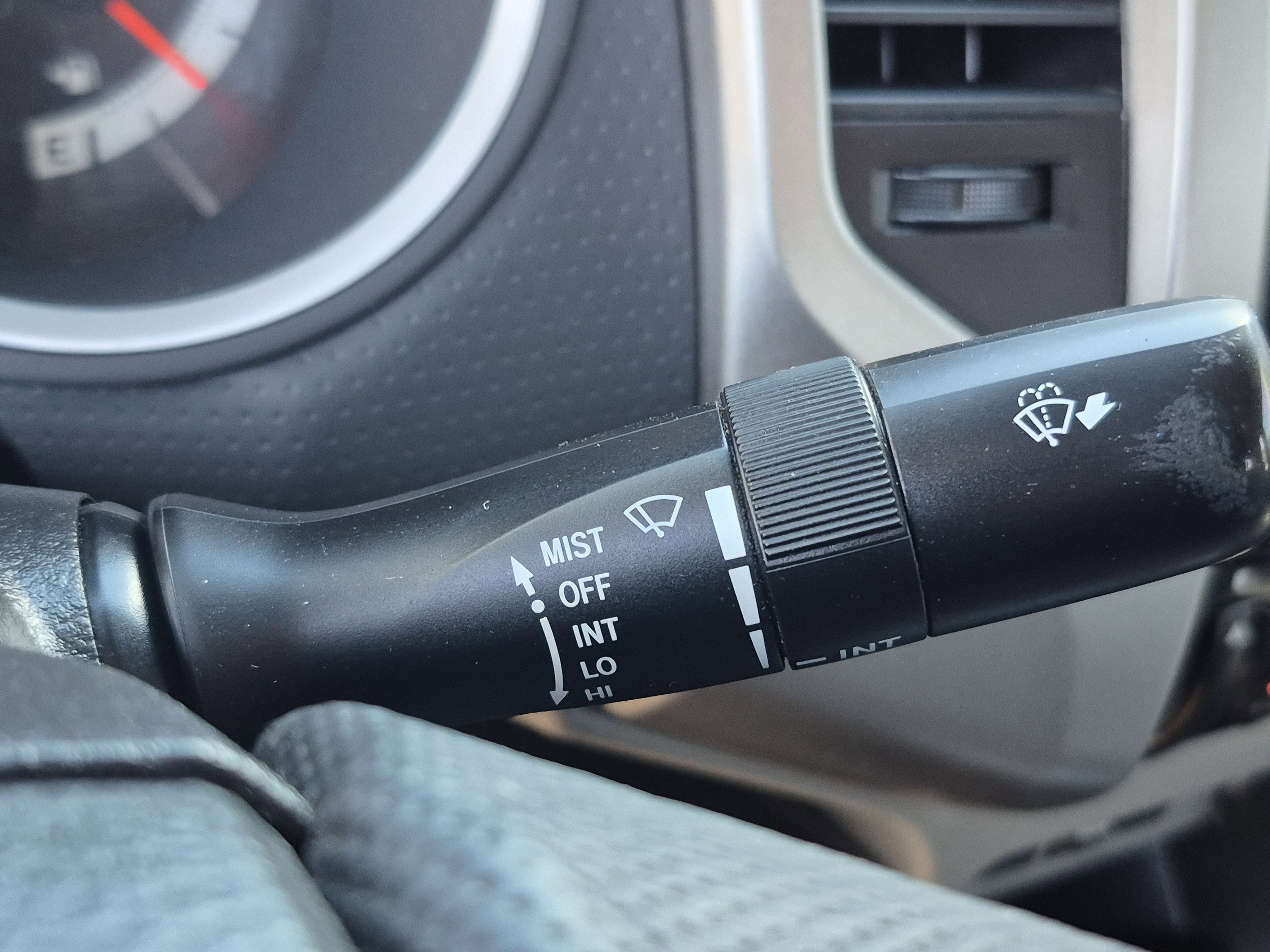 Used 2015 Toyota Tacoma PreRunner w/ TRD Sport Package RWD image 31