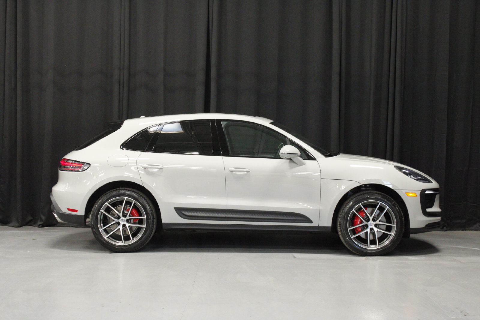 New 2026 Porsche Macan S AWD/4WD image 8