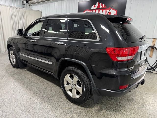 Used 2013 Jeep Grand Cherokee Limited AWD/4WD image 6