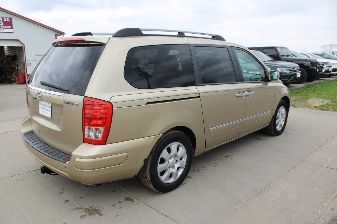 Used 2007 Hyundai Entourage GLS FWD image 8