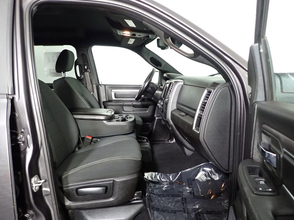 Used 2022 RAM 1500 Classic Warlock AWD/4WD image 44