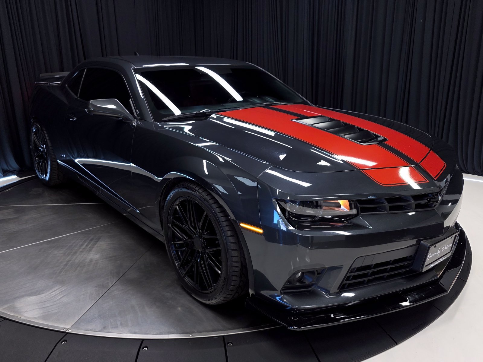 Used 2015 Chevrolet Camaro SS RWD image 47