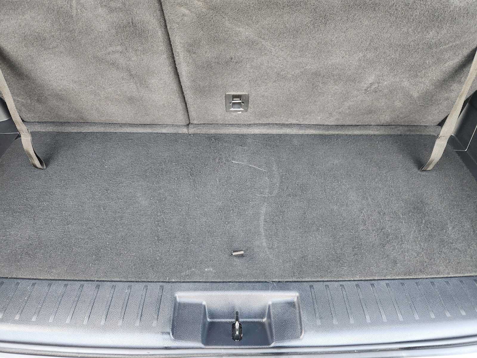Used 2023 Toyota Highlander LE FWD image 32