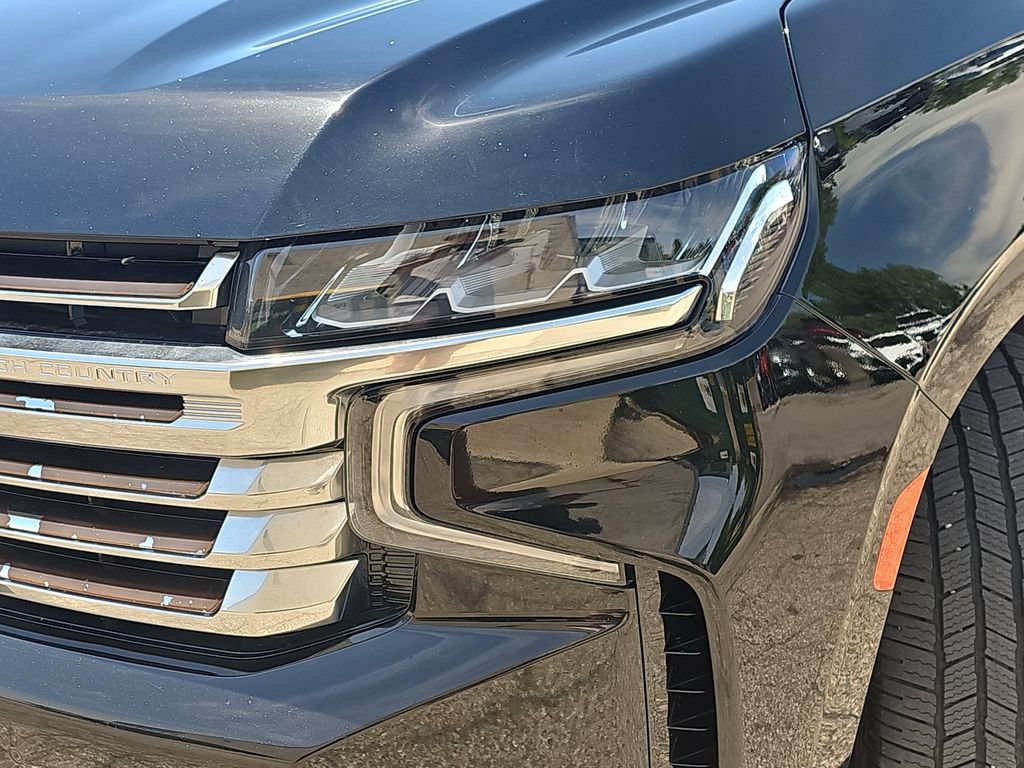 Certified 2023 Chevrolet Tahoe High Country w/ Premium Package AWD/4WD image 39