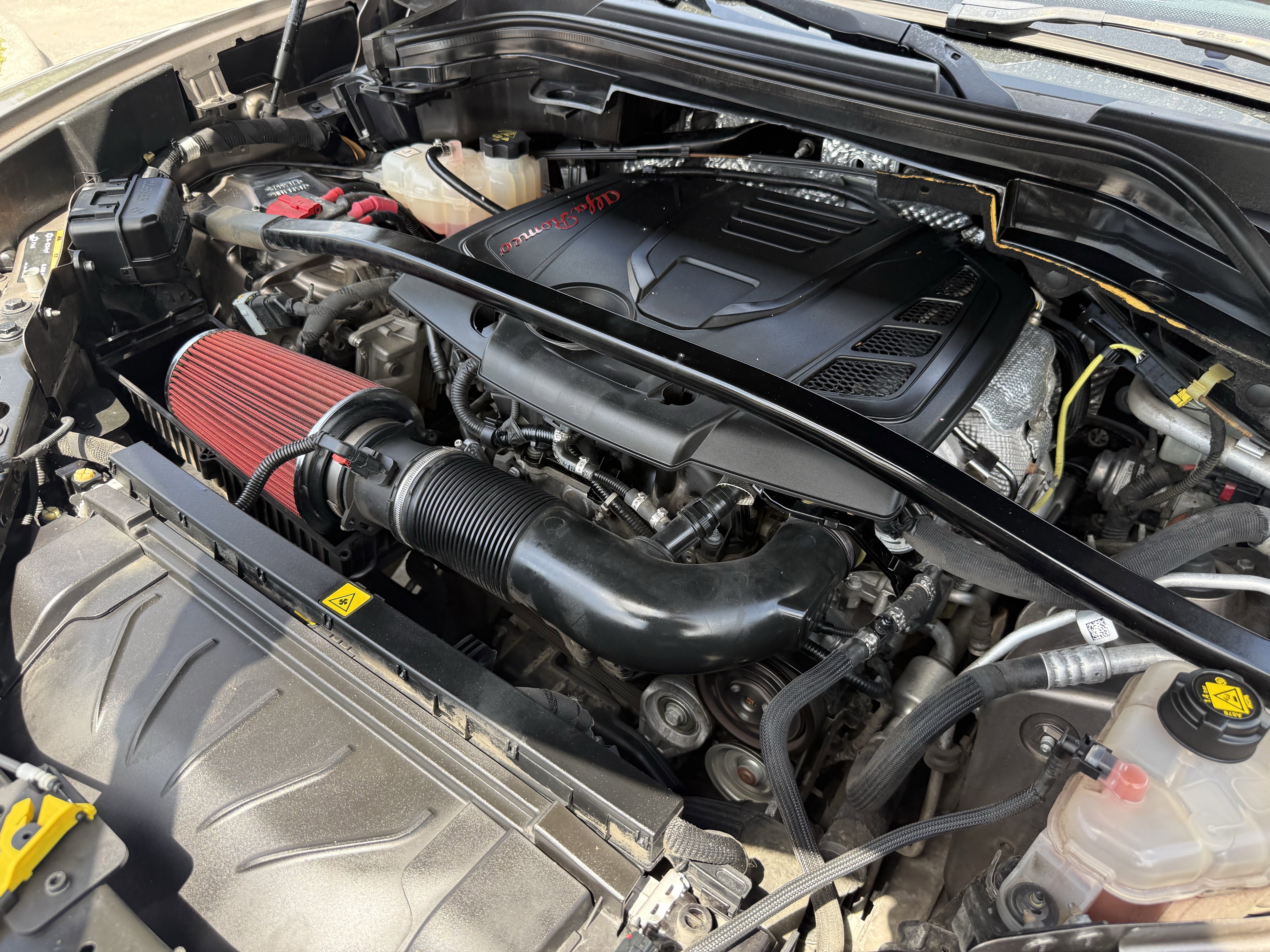 Used 2019 Alfa Romeo Stelvio image 33