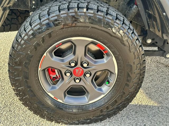 Used 2023 Jeep Gladiator Rubicon w/ LED Lighting Group AWD/4WD image 7