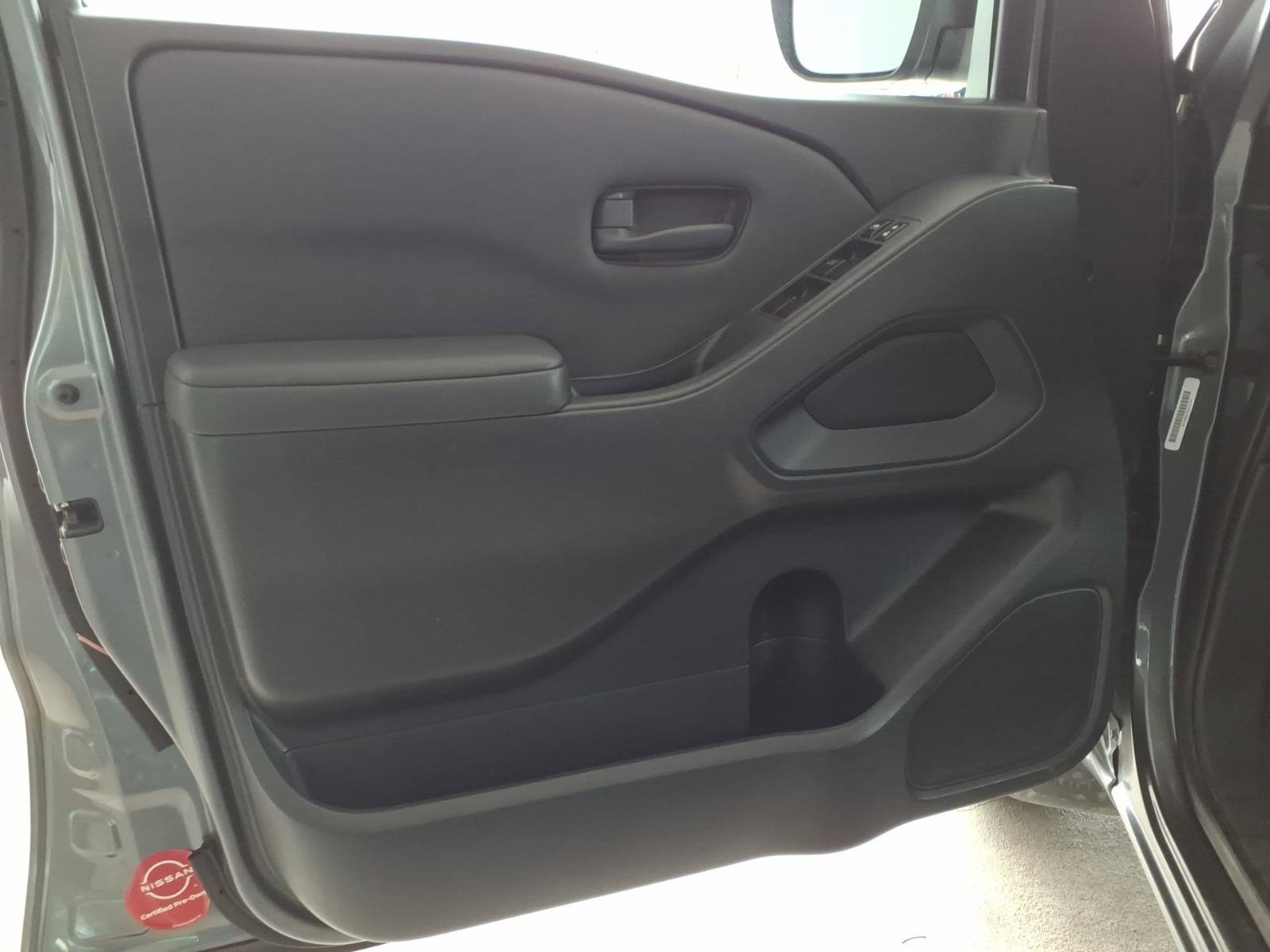 Used 2022 Nissan Frontier S w/ Technology Package image 4