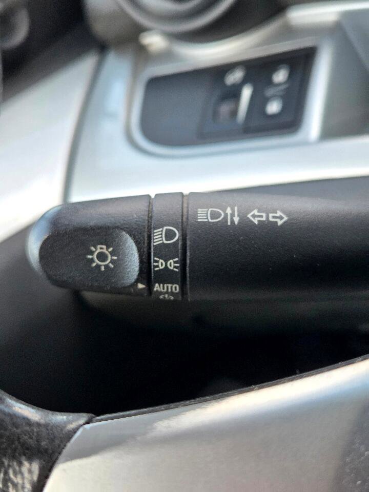 Used 2014 Chevrolet Spark LS image 24