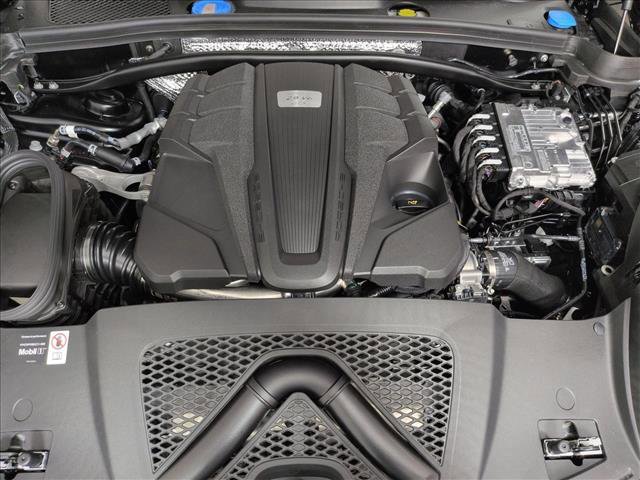 New 2026 Porsche Macan GTS image 17