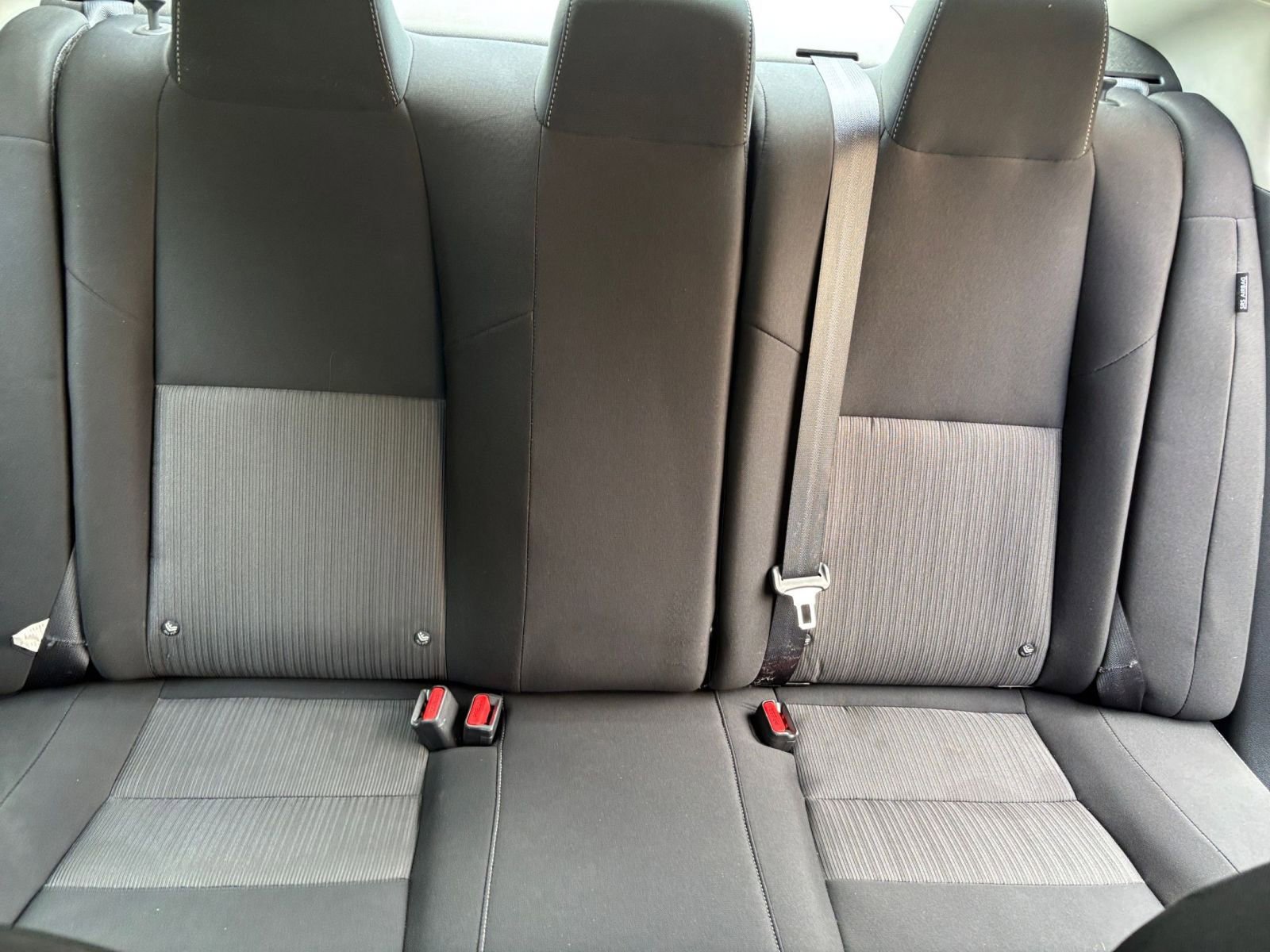 Used 2025 Nissan Sentra SV FWD image 33