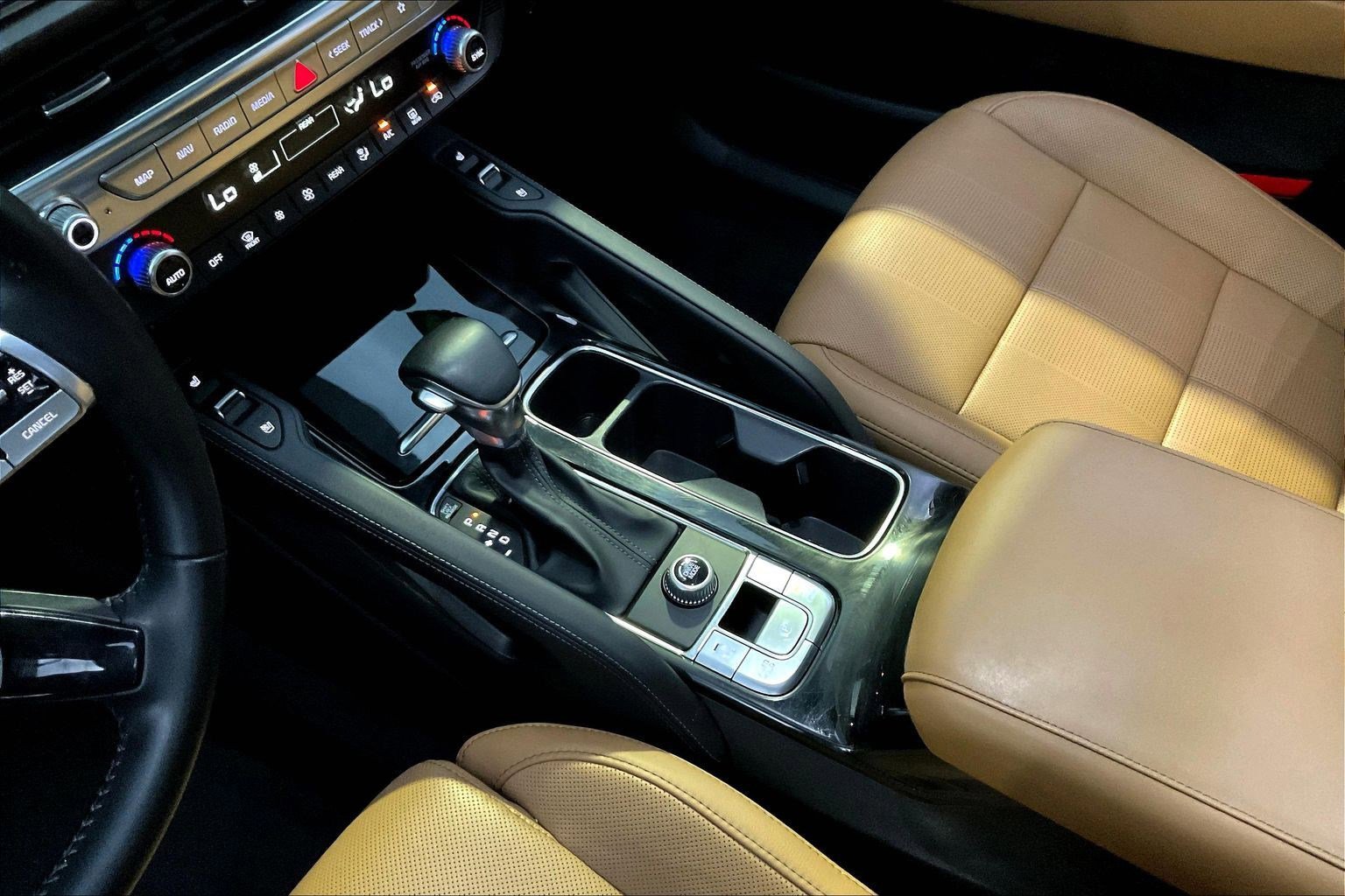 Used 2020 Kia Telluride SX image 18