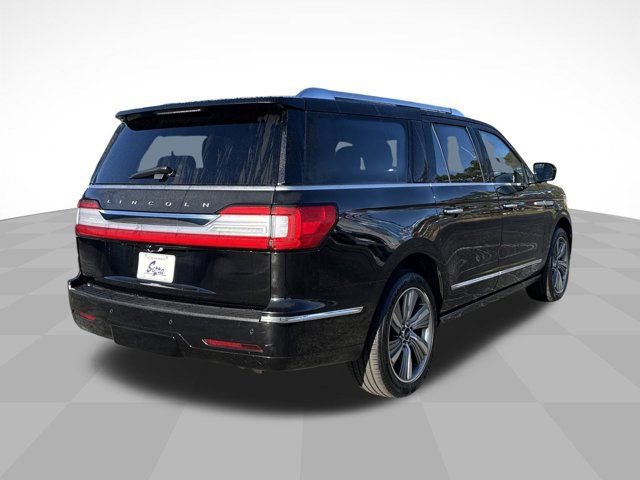Used 2018 Lincoln Navigator L Reserve w/ Technology Package image 6