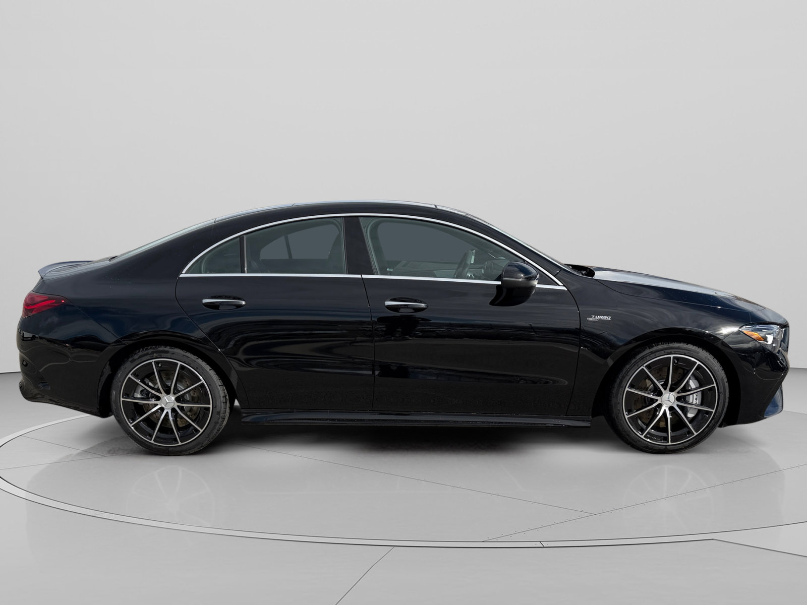 New 2026 Mercedes-Benz CLA 35 AMG 4MATIC image 6