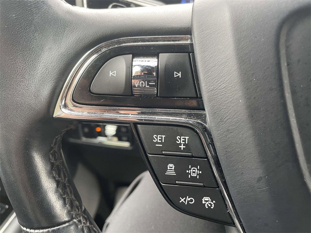 Used 2023 Lincoln Navigator Reserve image 28
