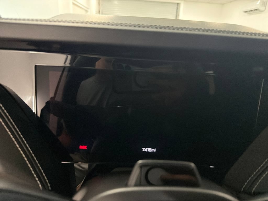 Used 2026 GMC Yukon Denali Ultimate AWD/4WD image 18