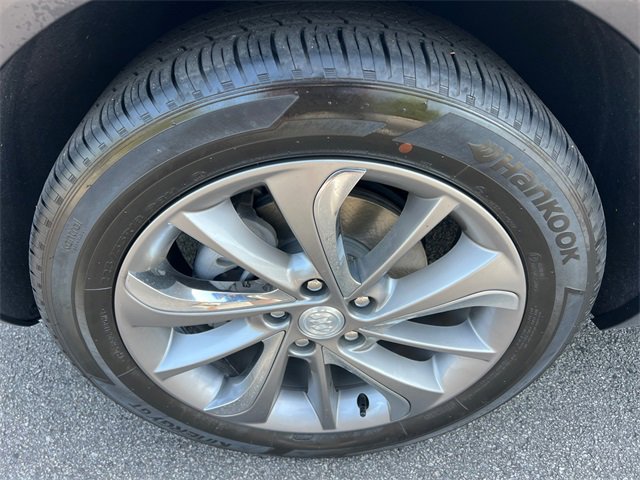 Used 2023 Buick Encore GX Essence w/ Experience Buick Package image 11