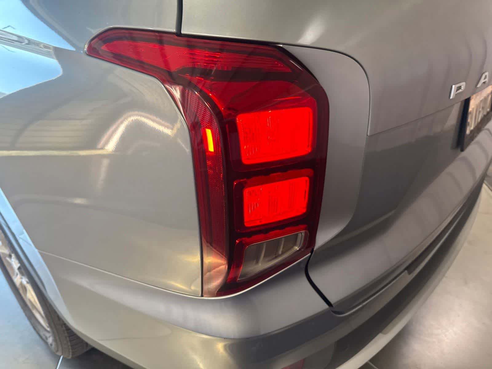 Used 2020 Hyundai Palisade SE FWD image 12