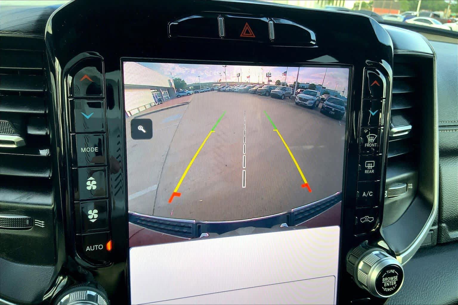 Used 2023 RAM 1500 Laramie AWD/4WD image 23