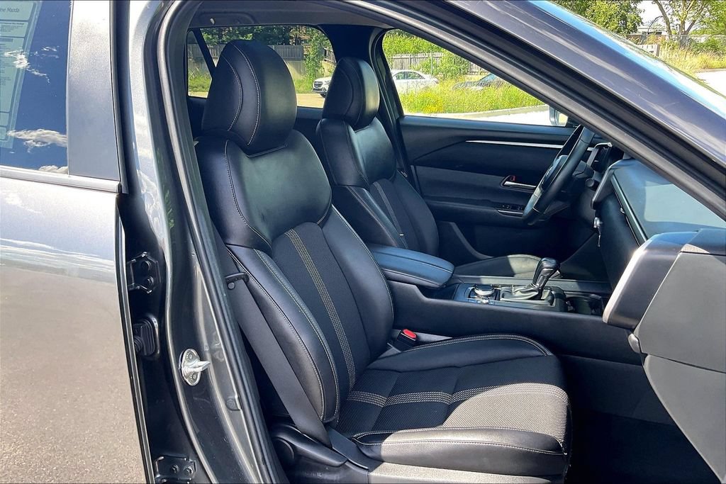 Used 2023 MAZDA CX-50 2.5 S w/ Preferred Plus Pkg AWD/4WD image 7