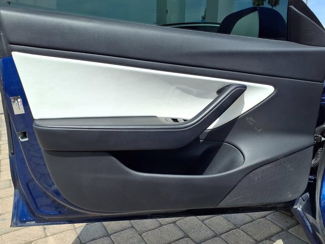 Used 2019 Tesla Model 3 Standard Range Plus RWD image 19