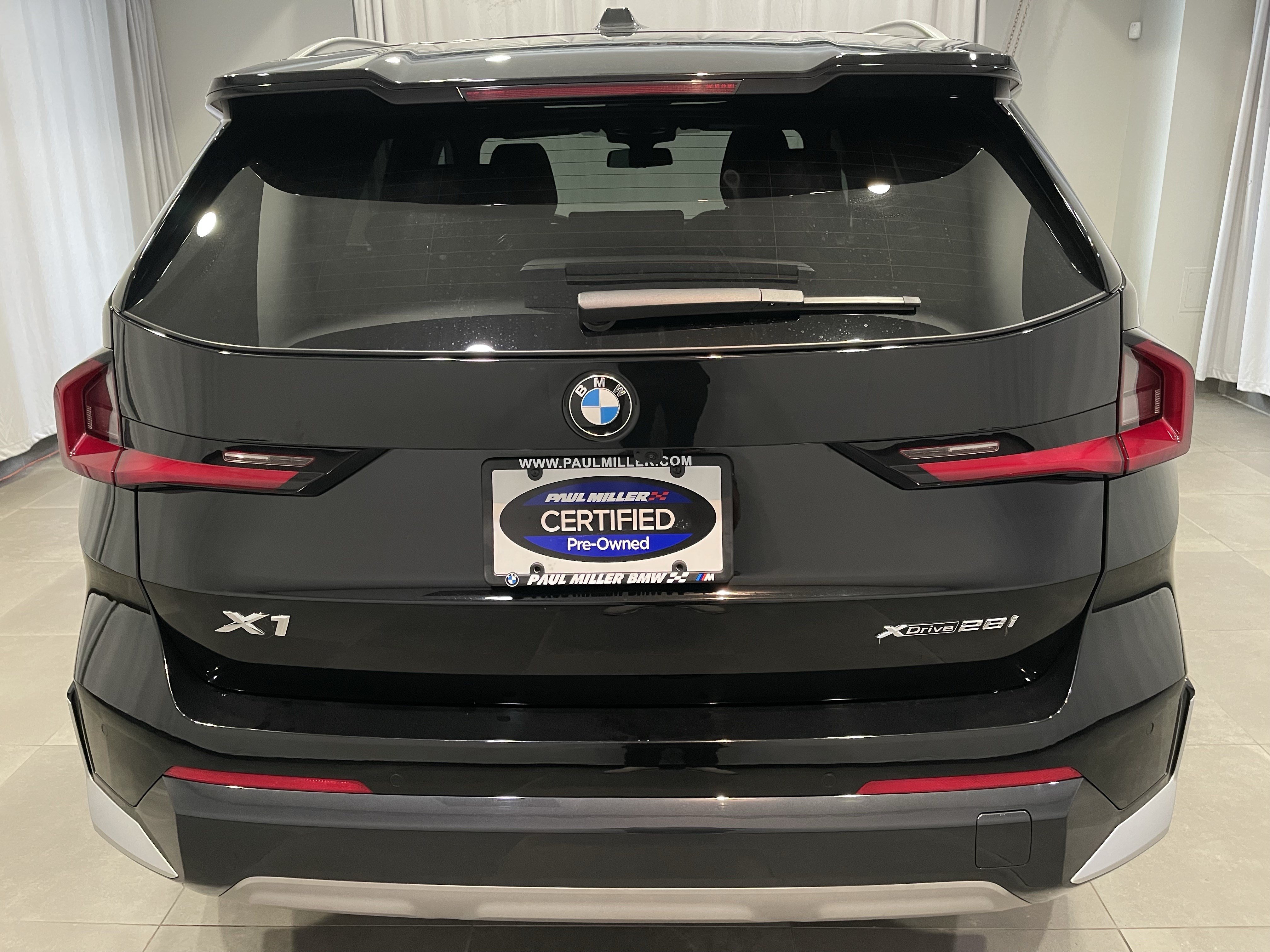Used 2024 BMW X1 xDrive28i w/ Convenience Package AWD/4WD image 5