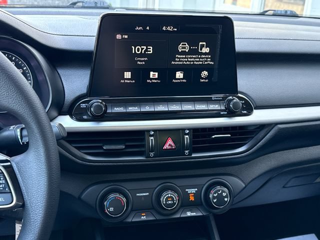 Used 2021 Kia Forte LXS FWD image 14