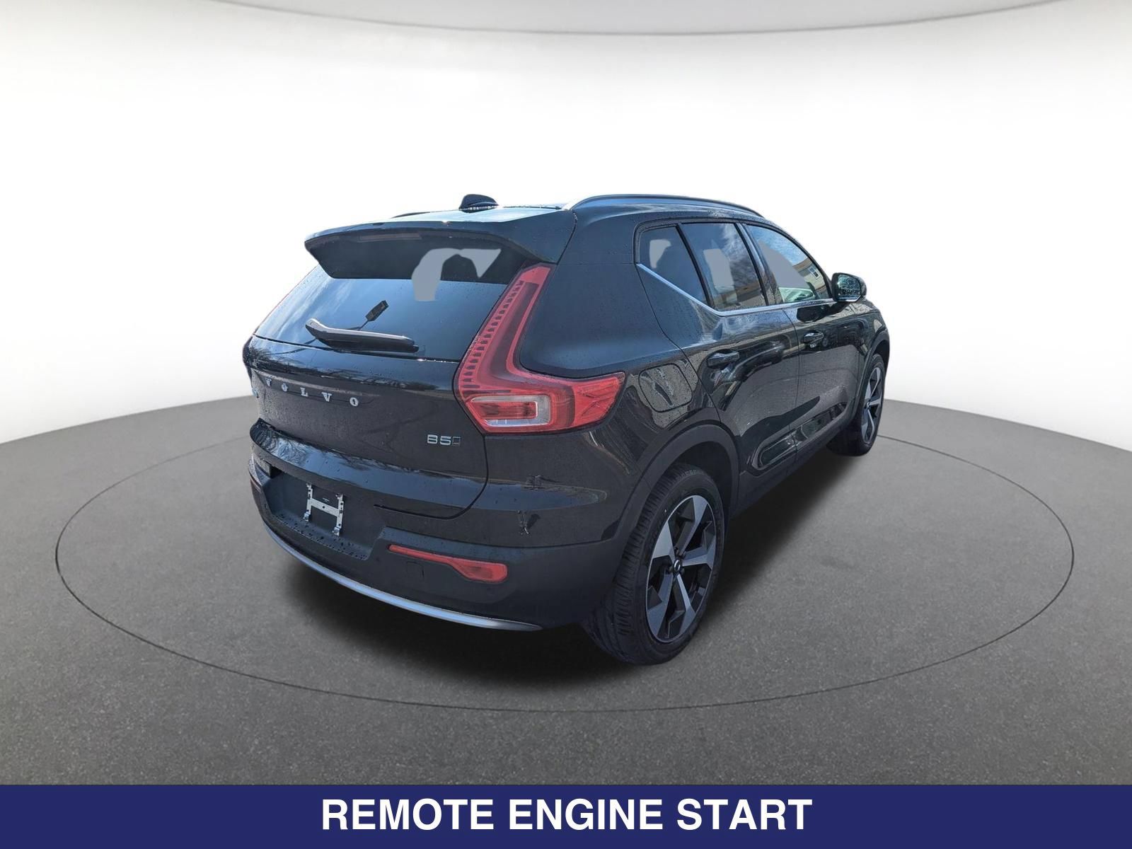 New 2025 Volvo XC40 B5 Core w/ Protection Package Premier AWD/4WD image 5
