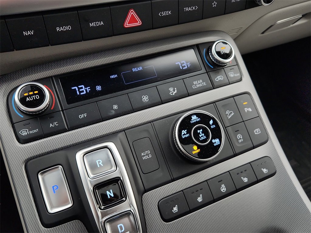 Used 2023 Hyundai Palisade Limited w/ Cargo Package image 26