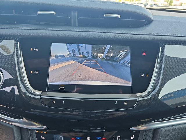 Used 2025 Cadillac XT6 Sport w/ LPO, Floor Liner Package image 25