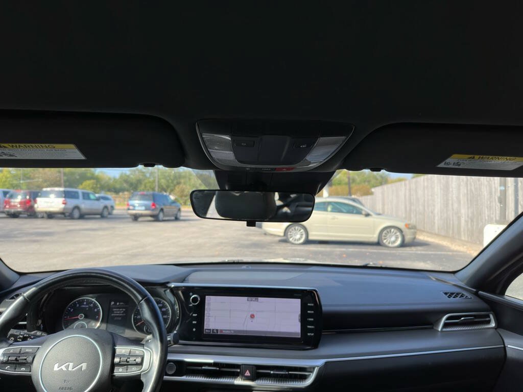 Used 2022 Kia K5 GT-Line FWD image 12