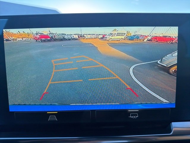 Used 2025 Chevrolet Silverado 1500 LT image 16