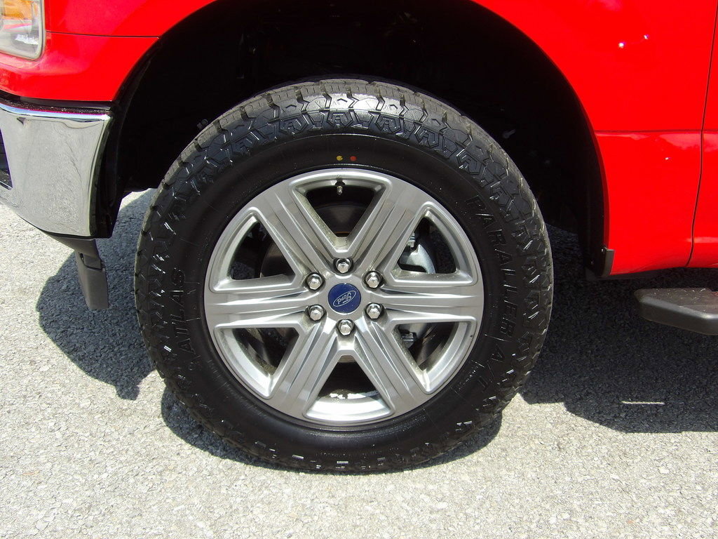Used 2020 Ford F150 XLT w/ Equipment Group 302A Luxury AWD/4WD image 55