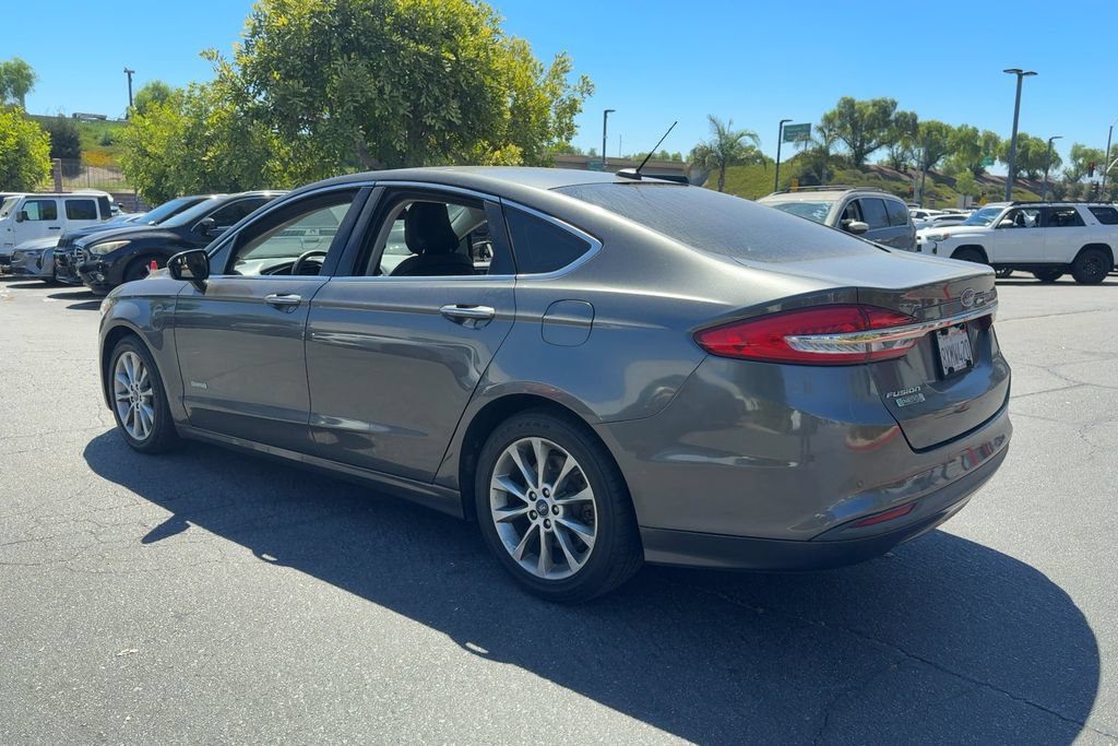 Used 2017 Ford Fusion Energi SE FWD image 8