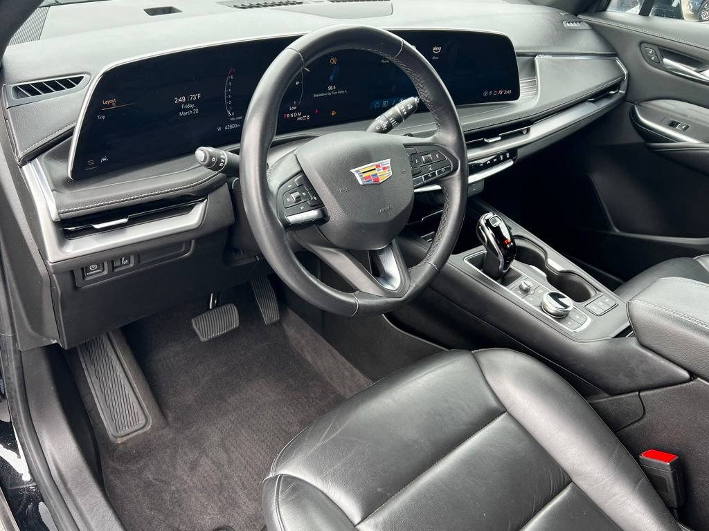 Used 2024 Cadillac XT4 Premium Luxury image 23