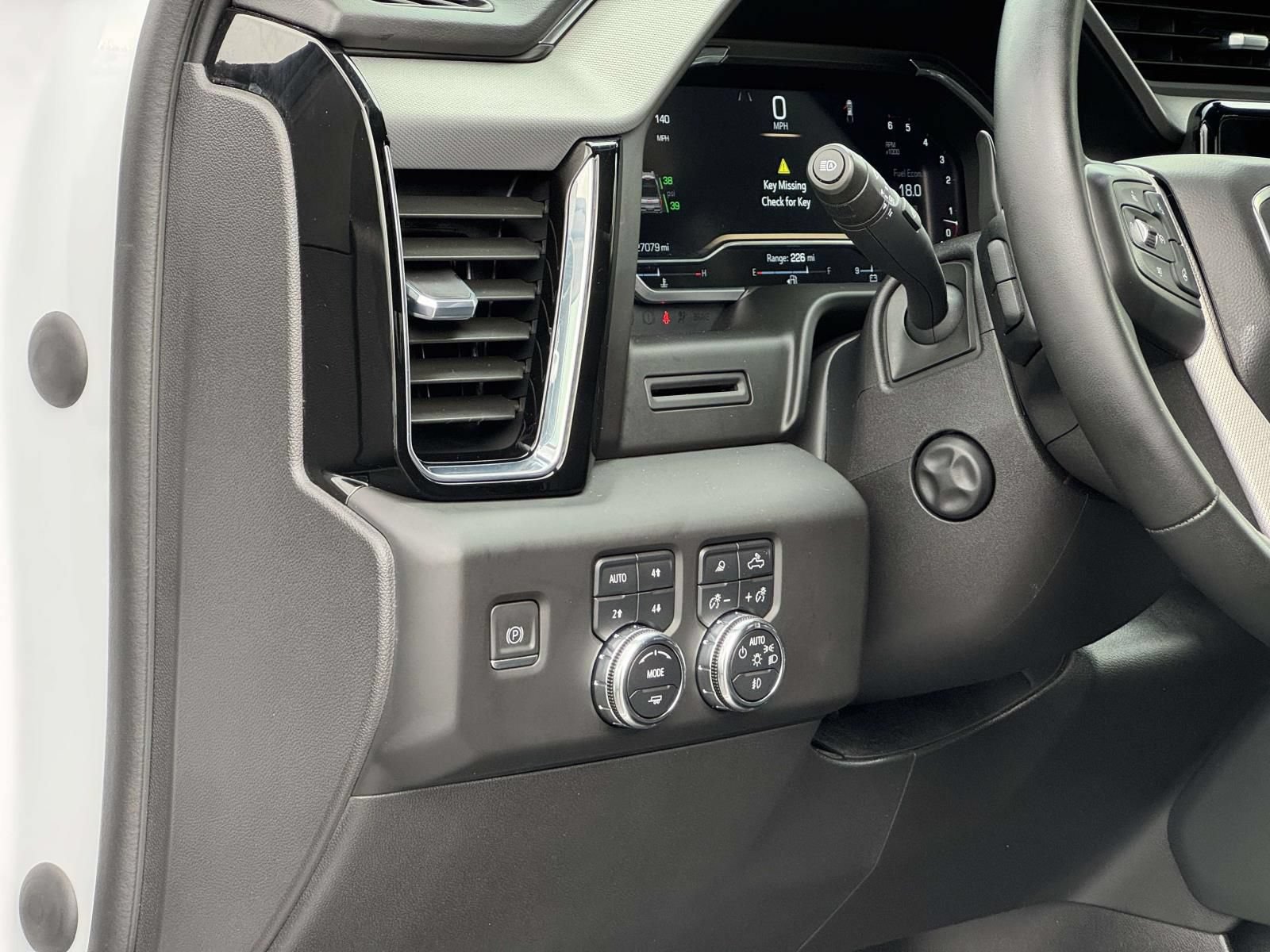 Used 2023 GMC Sierra 1500 Denali AWD/4WD image 12