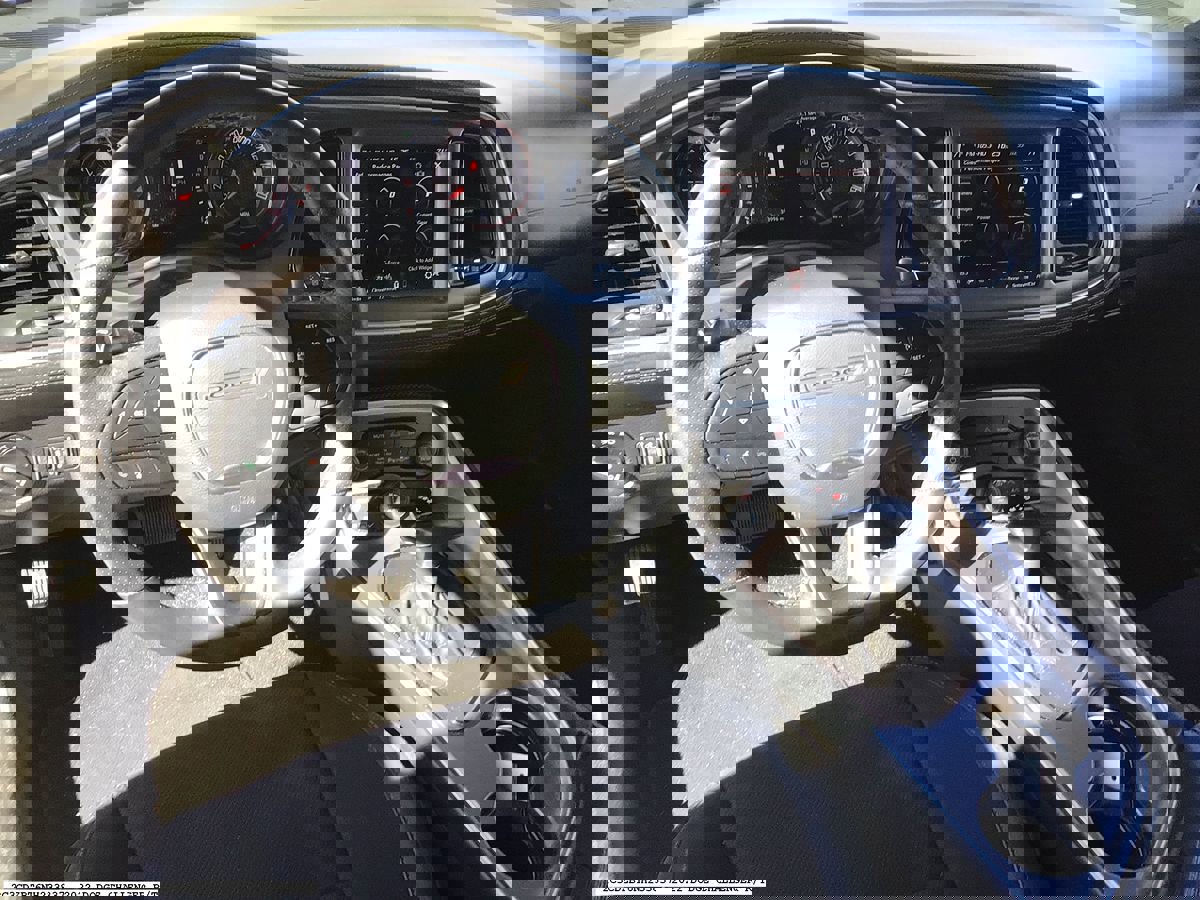 Used 2022 Dodge Challenger R/T w/ Plus Package image 10