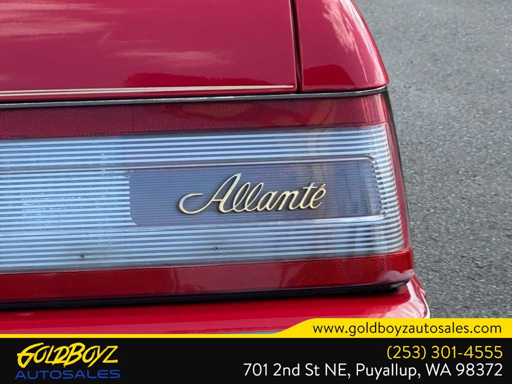 Used 1989 Cadillac Allante FWD image 19