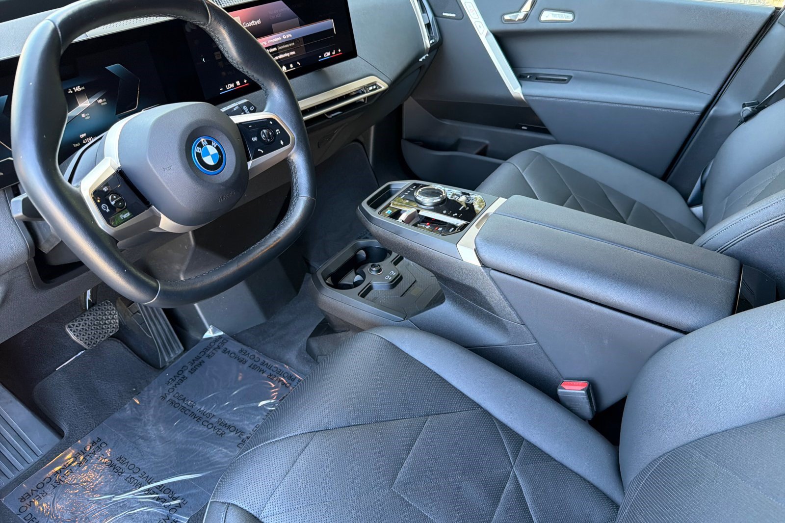 Used 2024 BMW iX xDrive50 w/ Premium Package AWD/4WD image 11