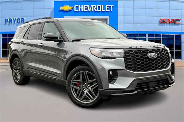 Used 2025 Ford Explorer ST-Line w/ ST-Line Street Pack