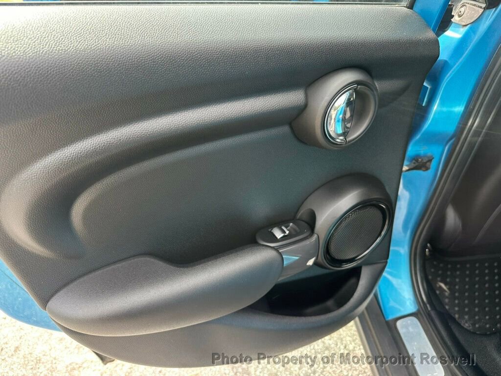 Used 2015 MINI Cooper 4-Door Hardtop FWD image 14