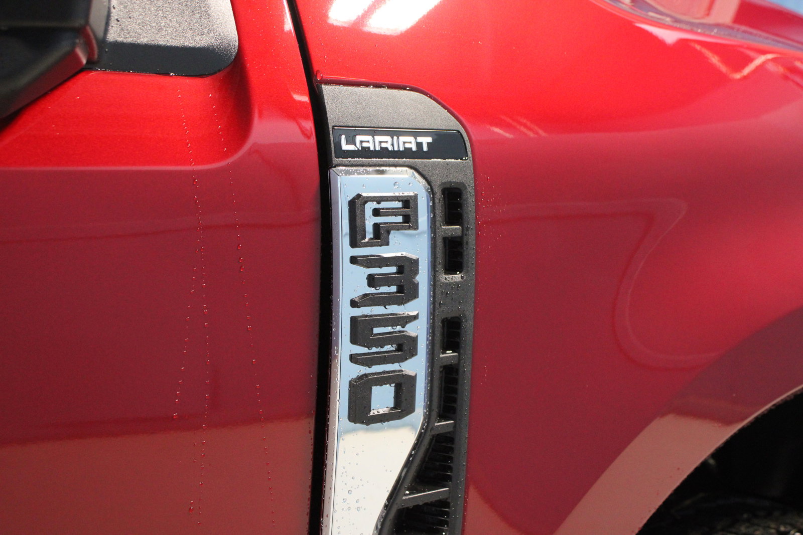 New 2025 Ford F350 Lariat w/ Lariat Ultimate Package image 36