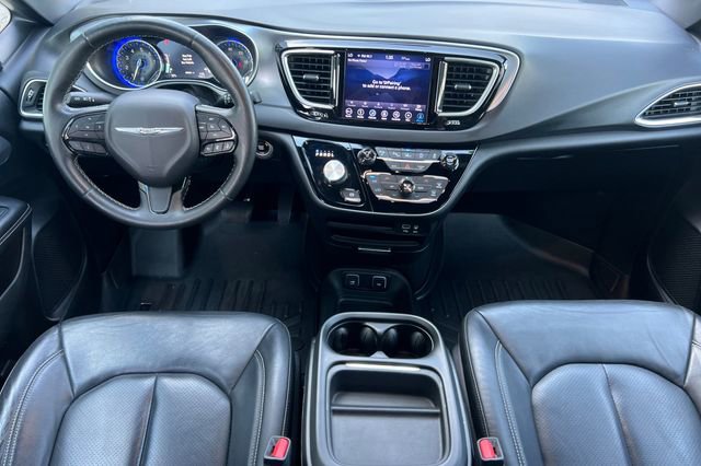 Used 2019 Chrysler Pacifica Touring-L w/ Advanced Safetytec Group image 15