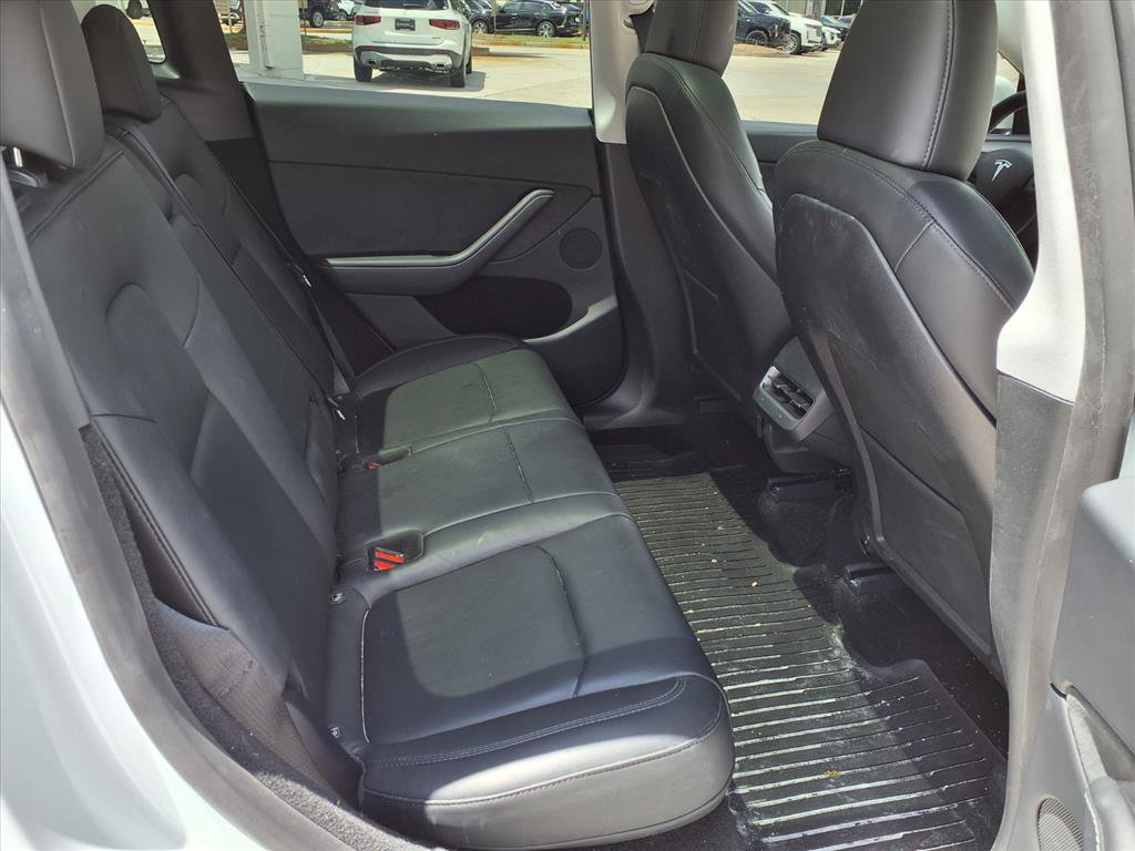 Used 2024 Tesla Model Y Performance AWD/4WD image 10
