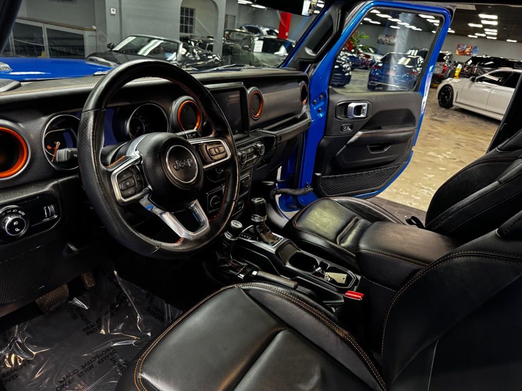 Used 2023 Jeep Gladiator Mojave w/ Cold Weather Group image 32