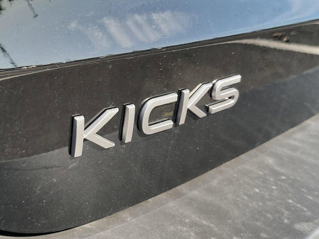 New 2026 Nissan Kicks SV w/ SV Premium Package image 3